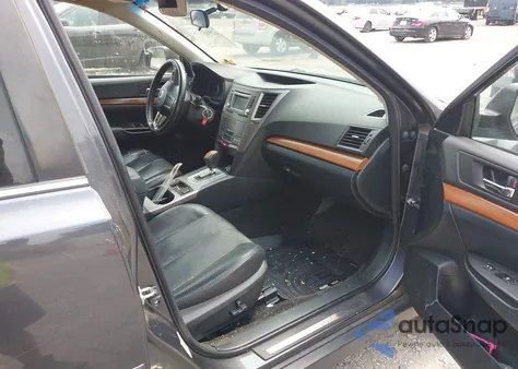 2013 Subaru Outback 2.5I Limited из США, поврежденный, VIN 4S4BRBJC7D3270751